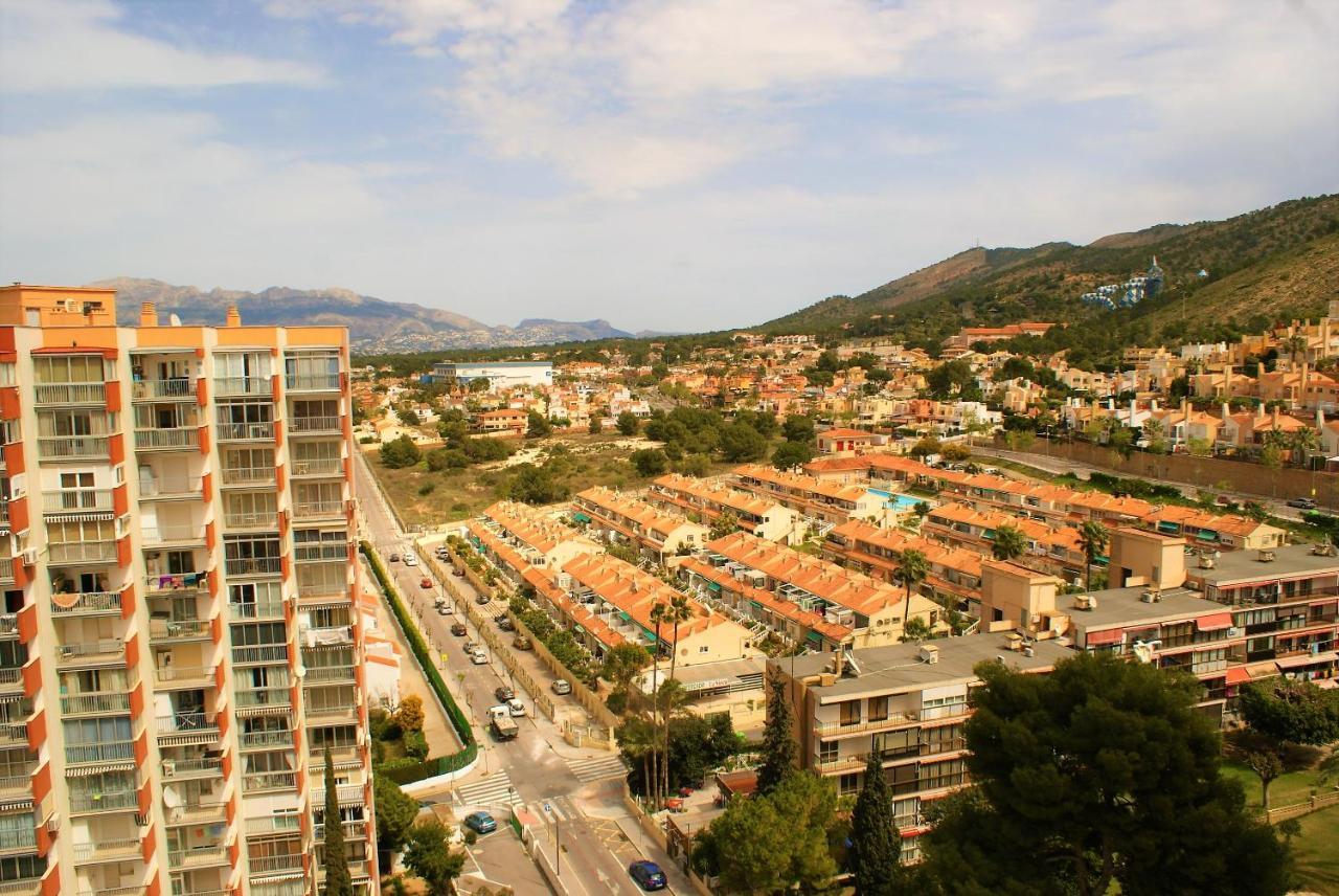 شقة بينايدورم  في Agustina Seaview In Rincon De Loix -Free Parking, Wi-Fi, Pool, New Air Conditioning, Sea View المظهر الخارجي الصورة