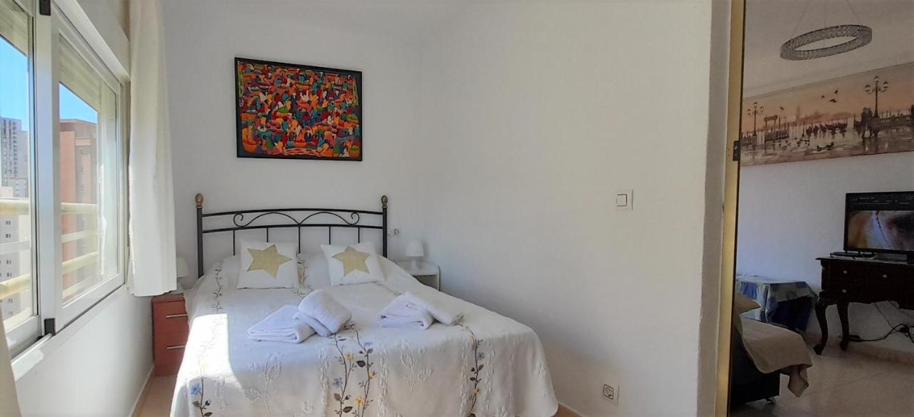 شقة بينايدورم  في Agustina Seaview In Rincon De Loix -Free Parking, Wi-Fi, Pool, New Air Conditioning, Sea View المظهر الخارجي الصورة